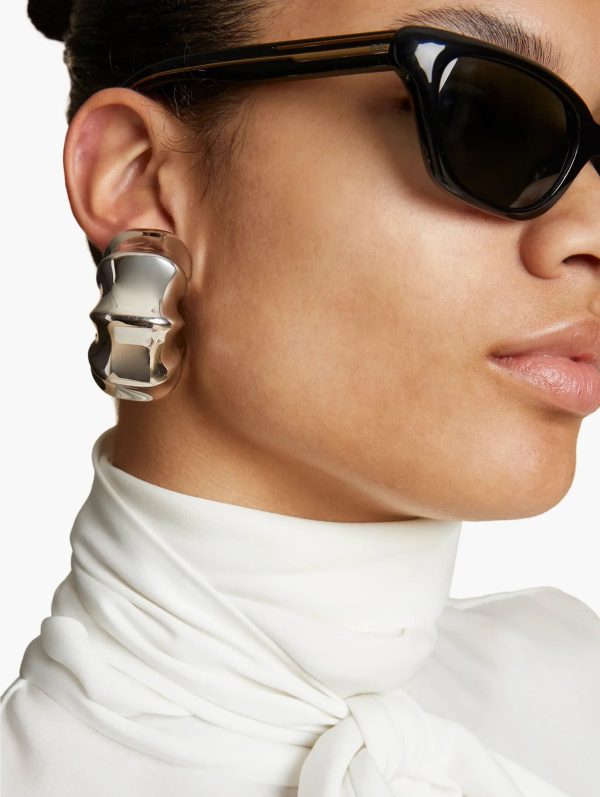 The Medium Julius Loop Earrings in Silver Online