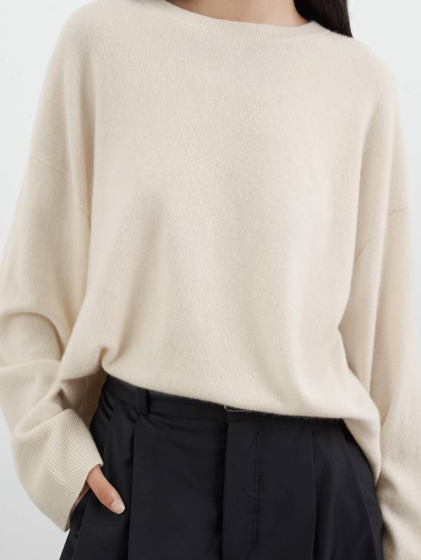 Box O-Neck Cashmere Sweater in Feather White For Discount