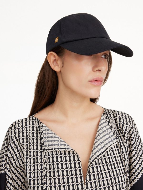 Aubriela Cotton Cap in Black Online