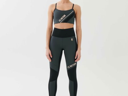 LEAGUE LEGGING IN CHARCOAL Hot on Sale