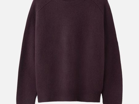 Boyfriend O-Neck Cashmere Sweater in Mulberry For Sale